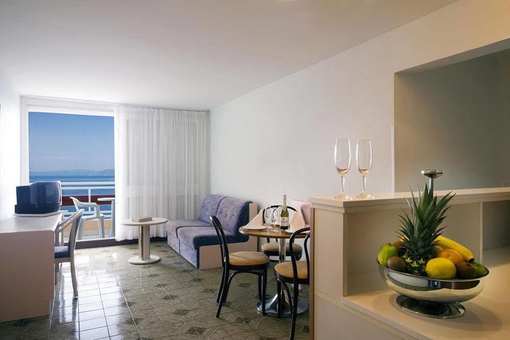 Albona Hotel & Residence Rabac Szoba fotó